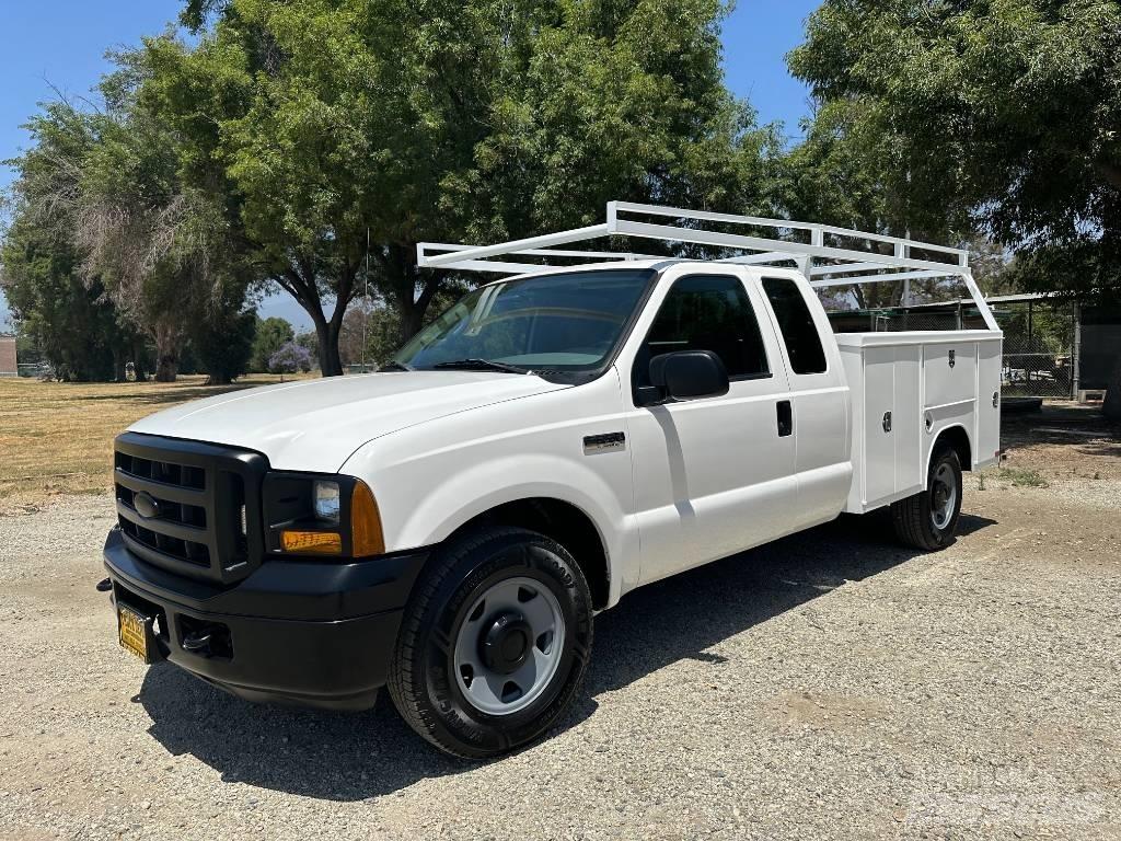 Ford F 250 皮卡.傳統半斗卡車/側卸板