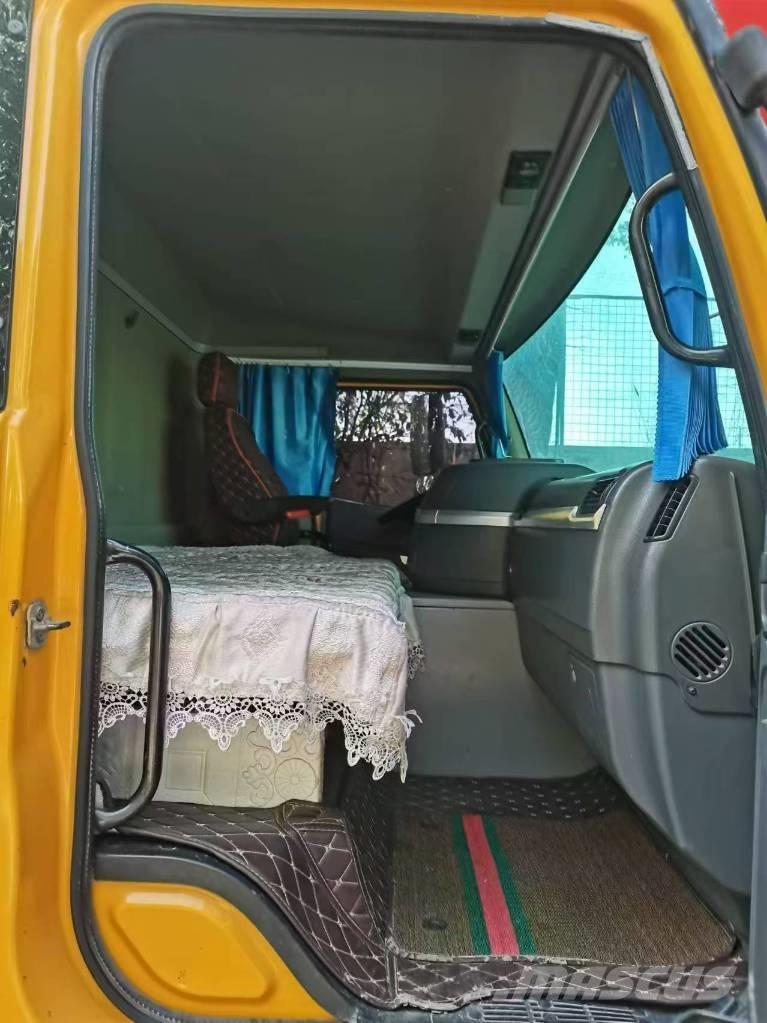 Sany 1000S 全路面起重機/吊車