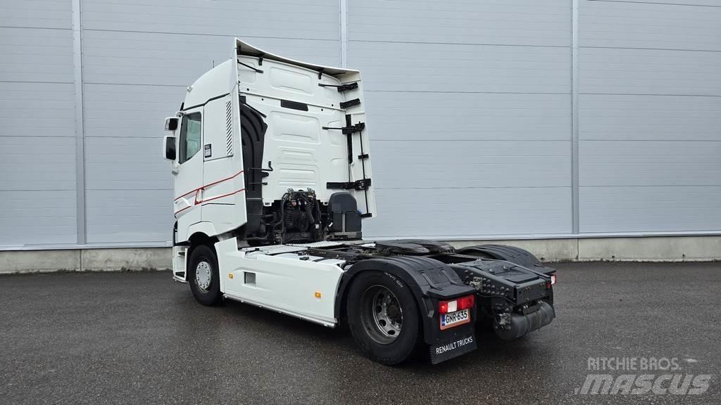 Renault T High 曳引機組件