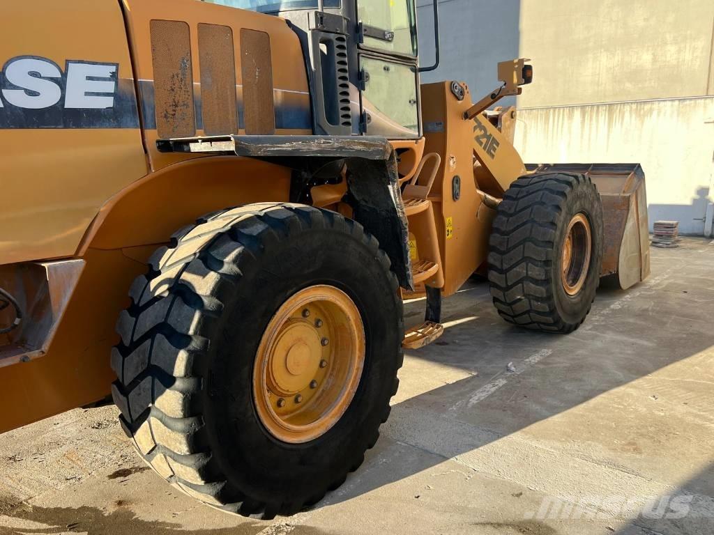 CASE 721E 輪胎式裝載機