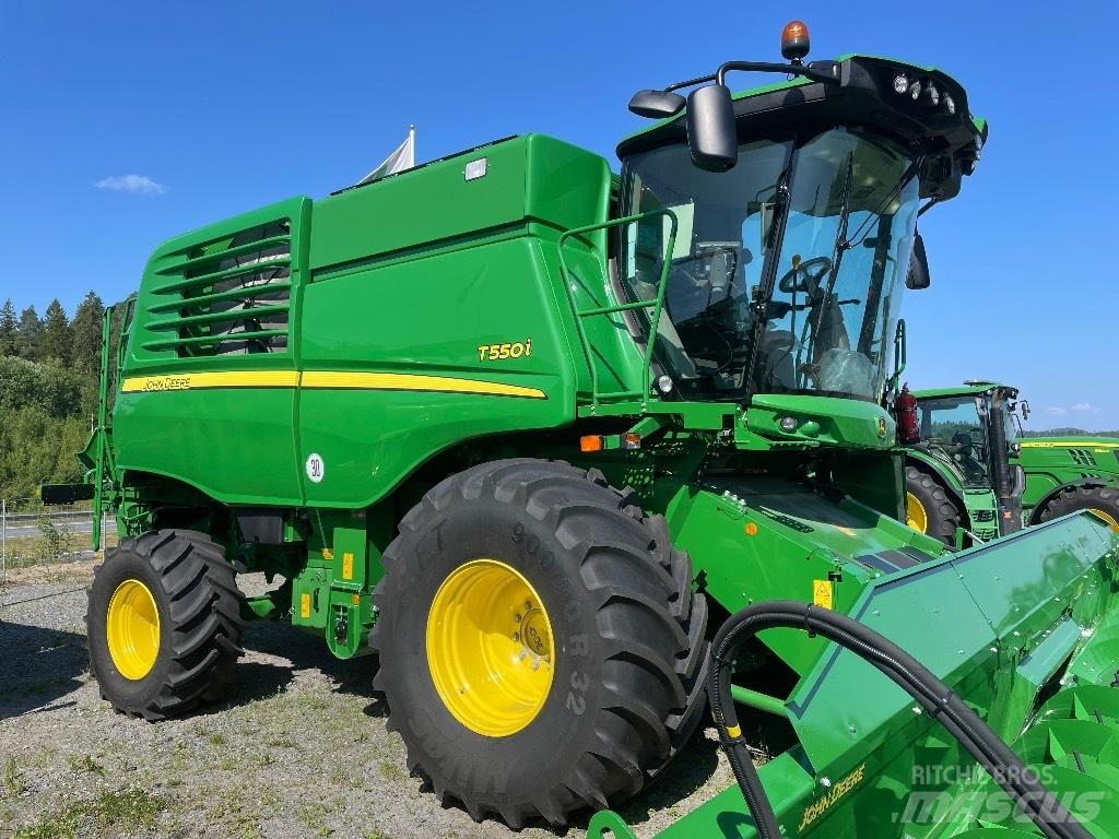 John Deere T 550 聯合收穫機