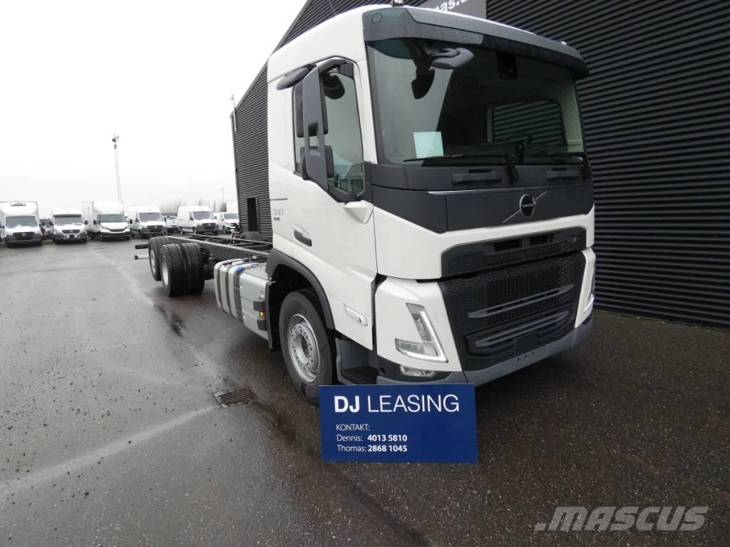 Volvo FM 330 商用底盤車