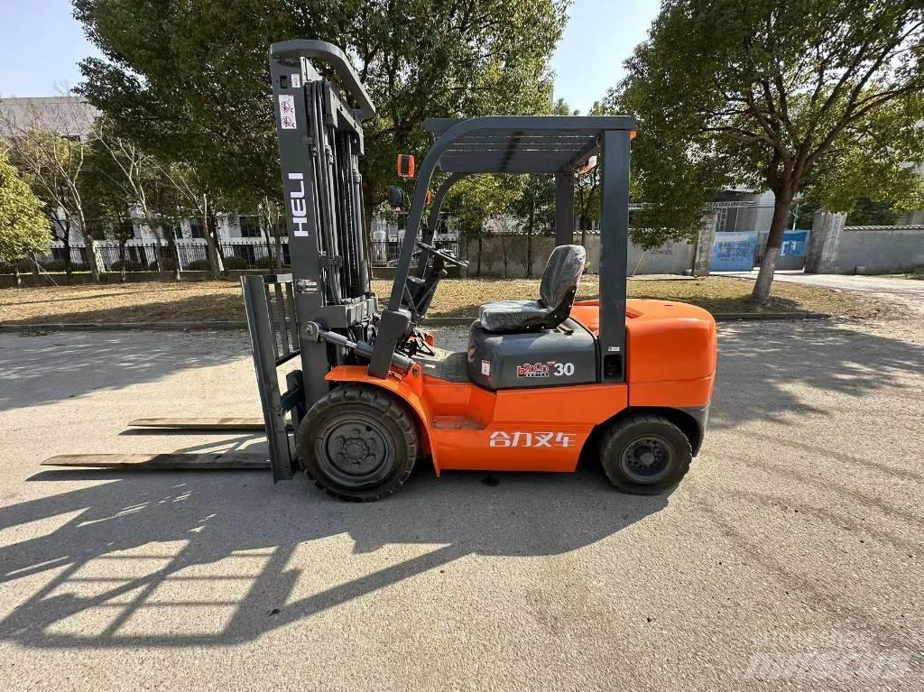 Heli CPC 30 柴油卡車