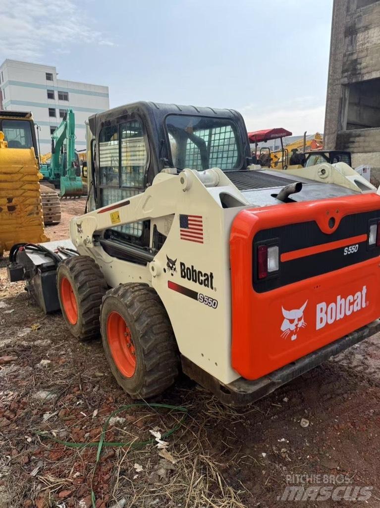 Bobcat S 550 滑移轉向裝載機