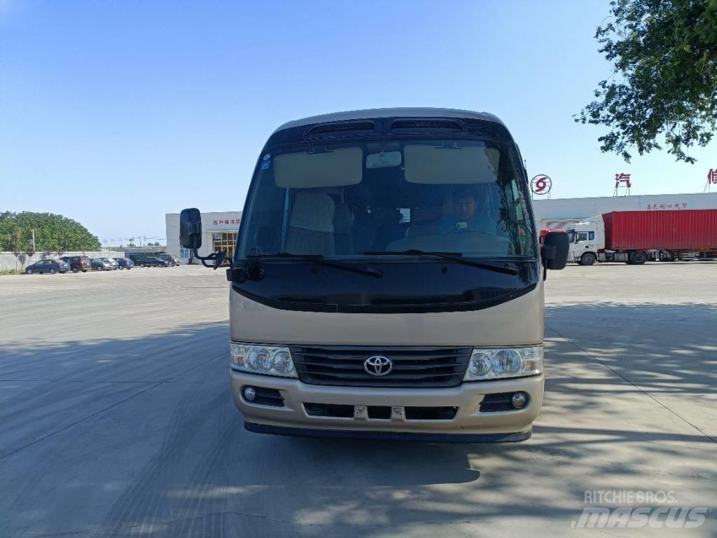 Toyota Coaster Bus 迷你巴士