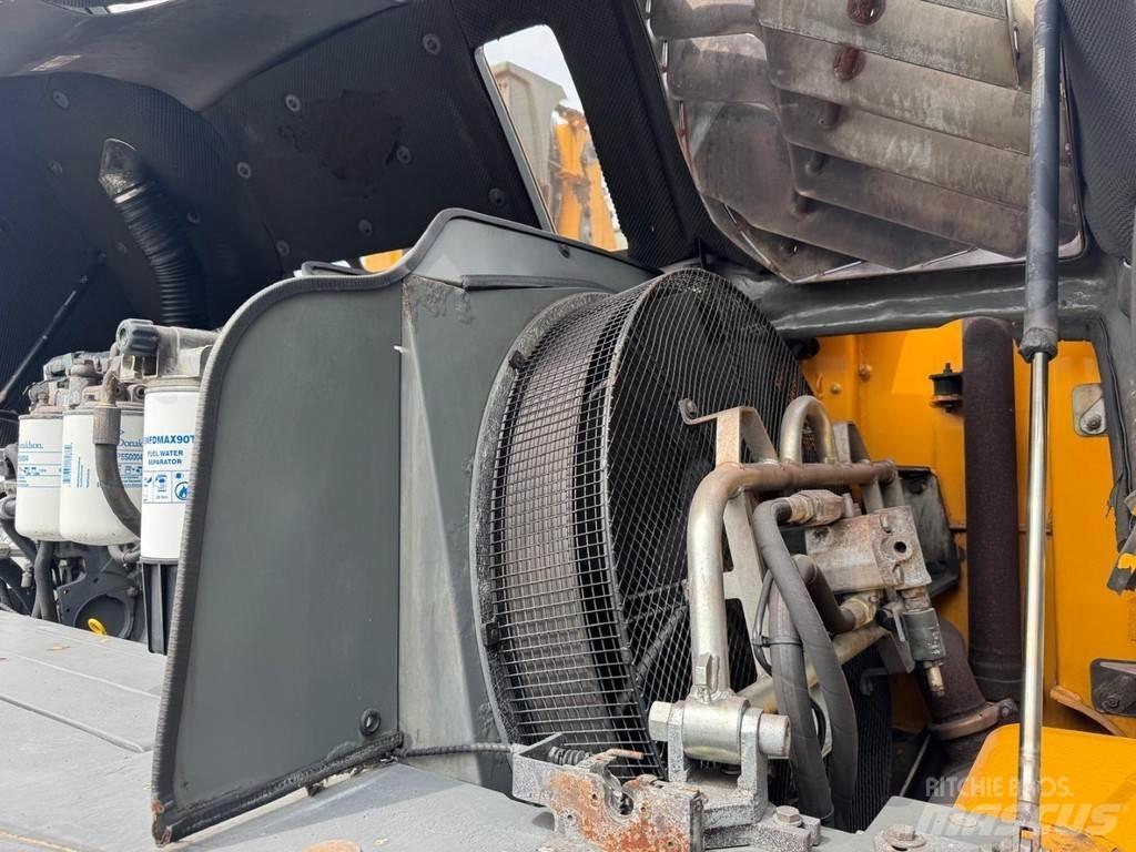 Liebherr A 316 廢棄物/工業用操作車