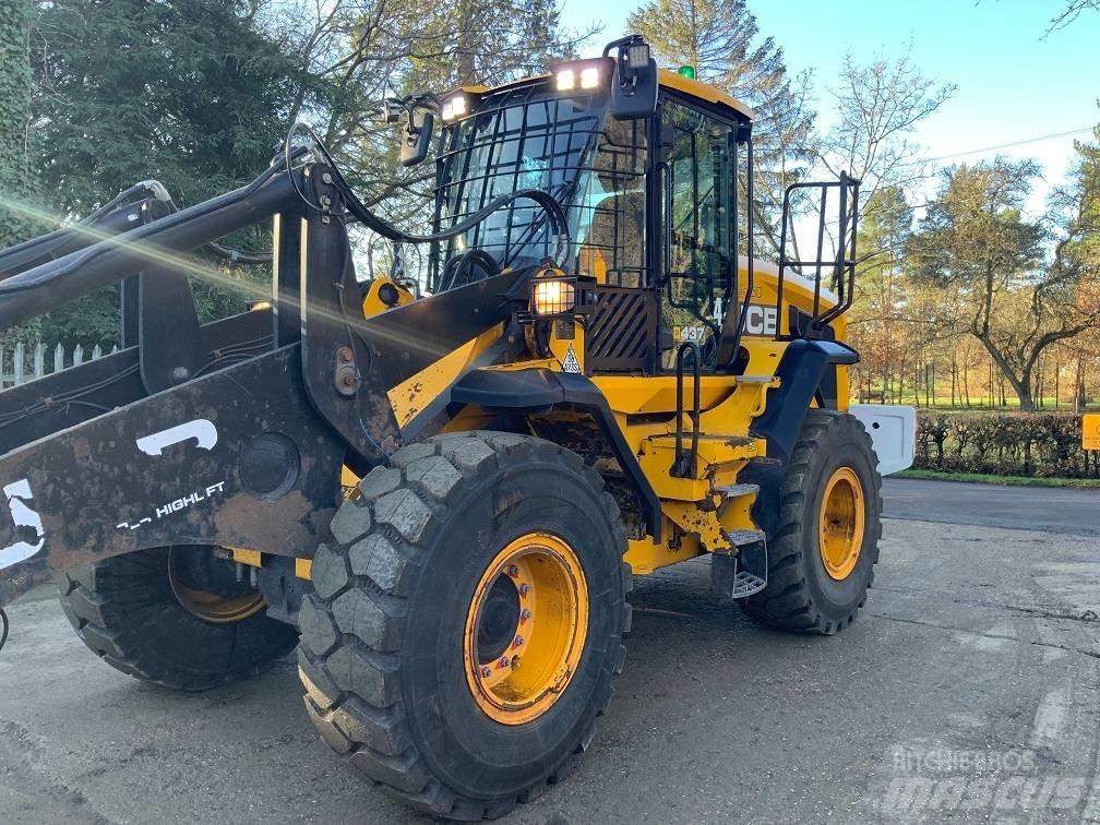 JCB 437 HT 輪胎式裝載機