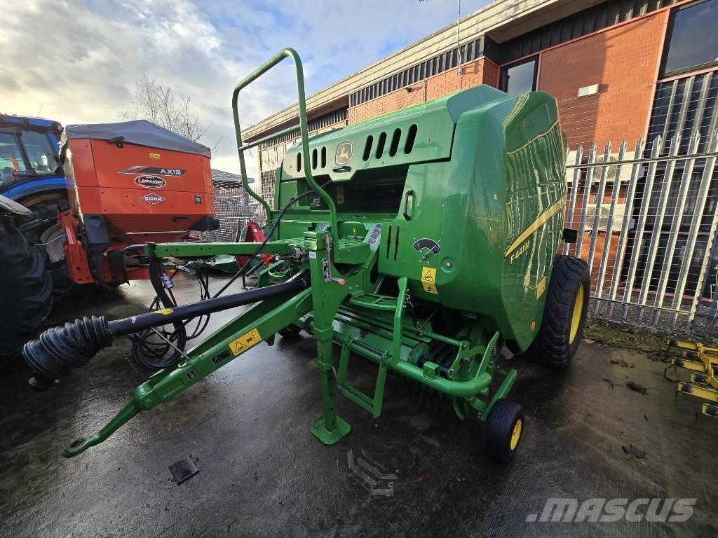 John Deere F441 M 圓型牧草打包機