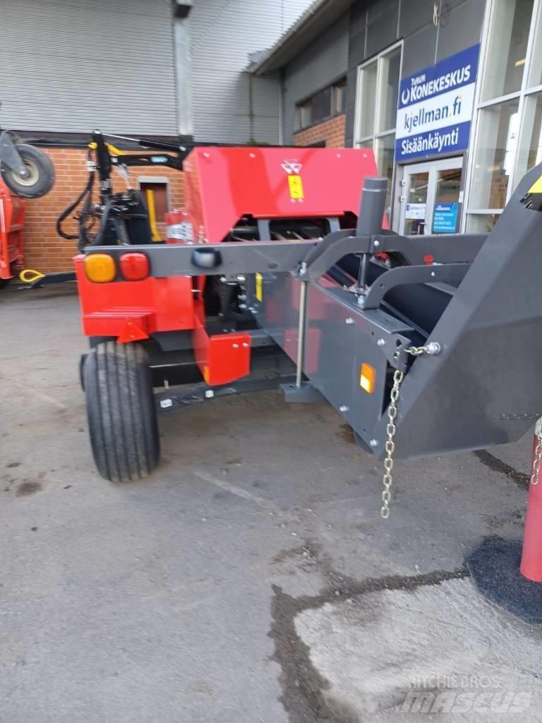 Massey Ferguson 1840 方形打捆機