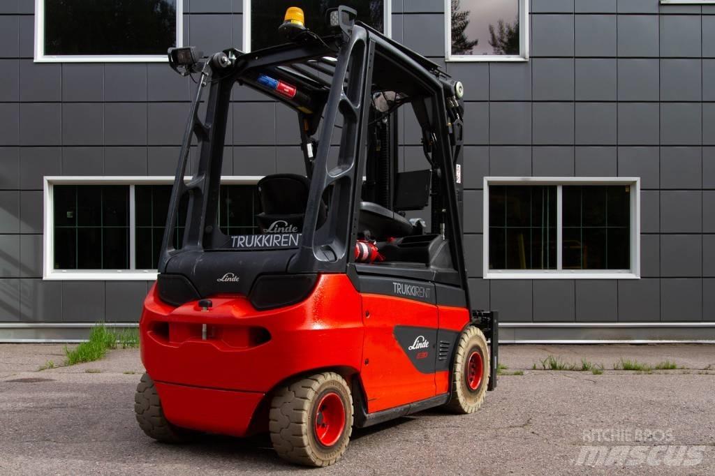 Linde E30-01 電動堆高機