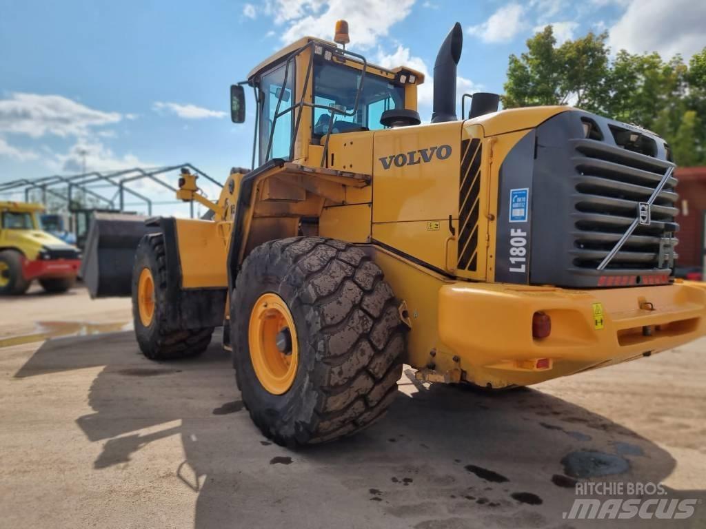 Volvo L 180 F 輪胎式裝載機