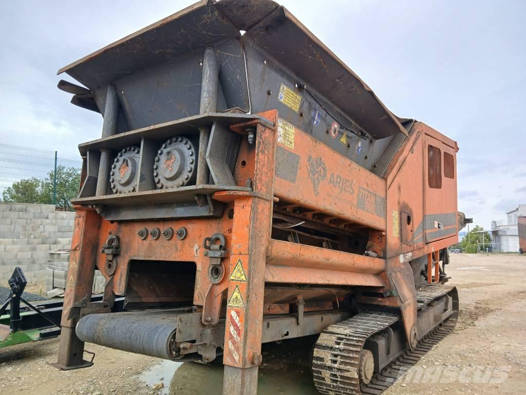 Arjes Titan 900 廢棄物撕碎機