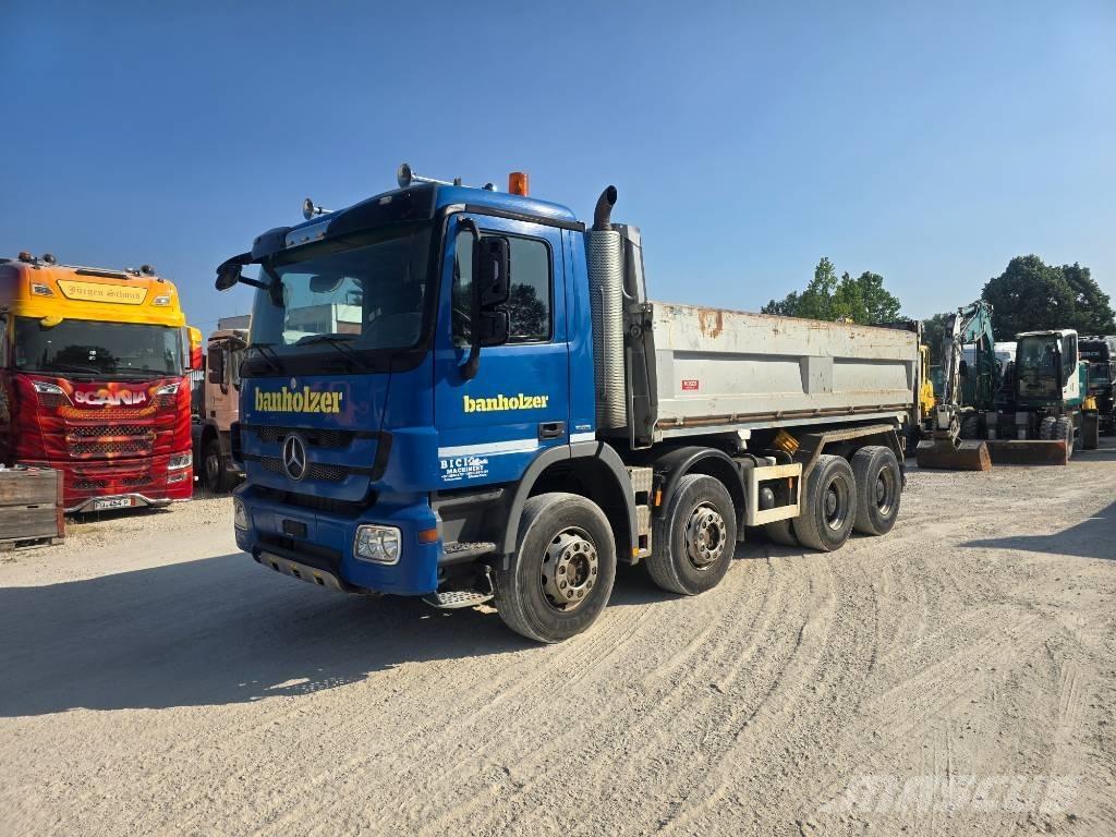 Mercedes-Benz 3248 傾卸式卡車
