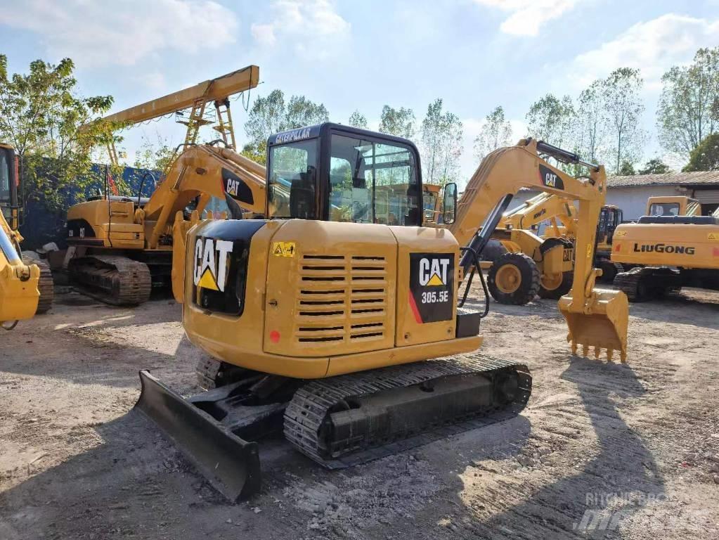 CAT 305.5 E 小型挖土機/掘鑿機<7t(小型挖掘機)