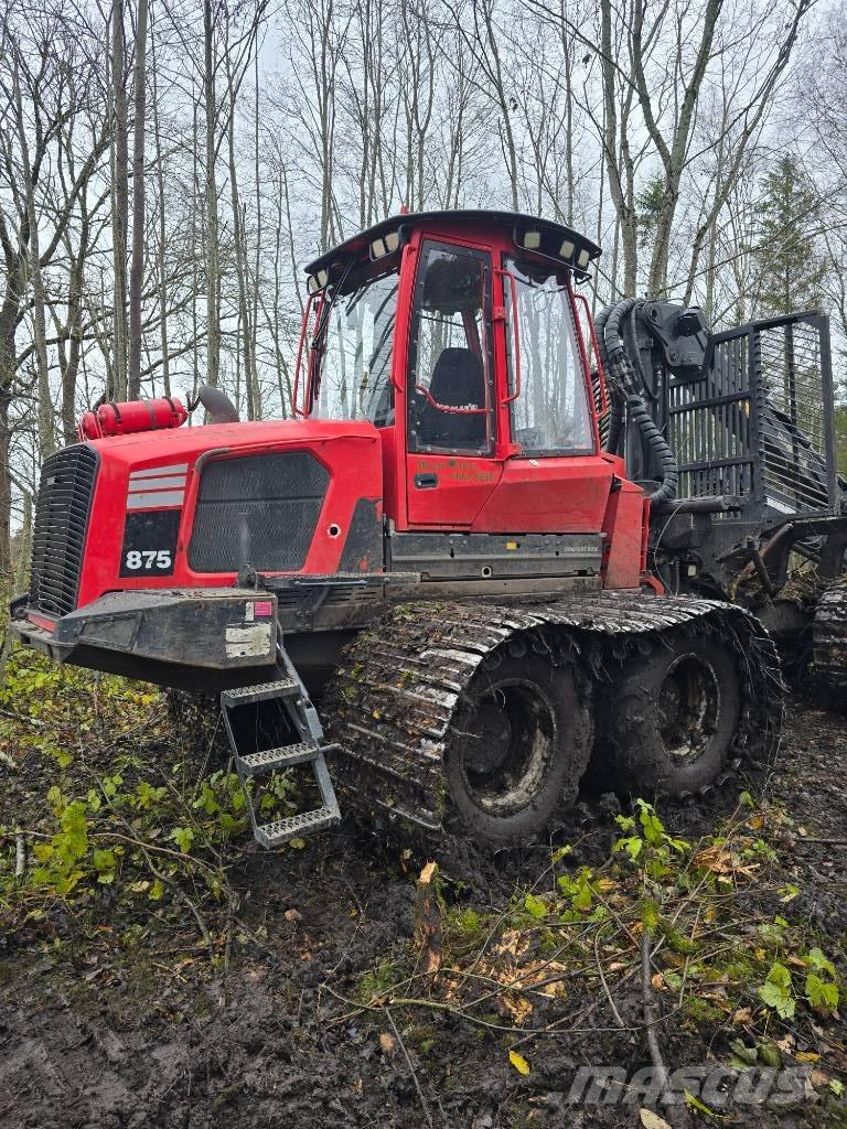 Komatsu 875 集運機