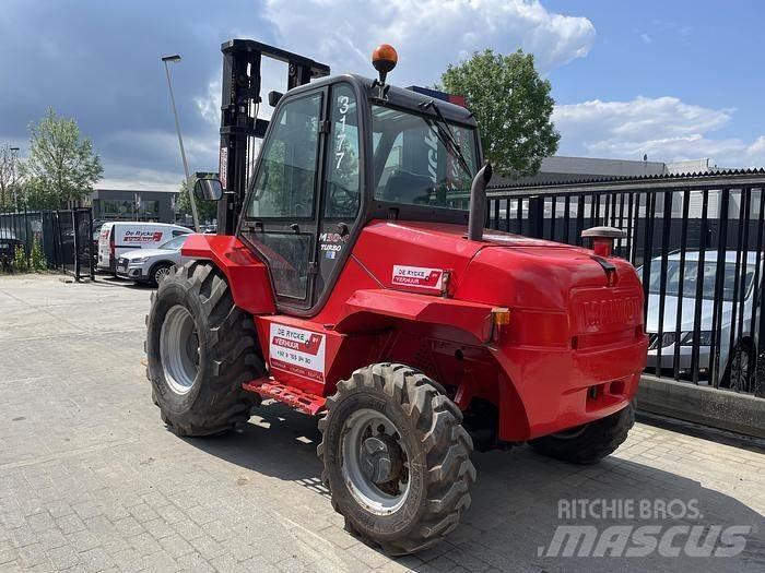Manitou M30-4 越野車
