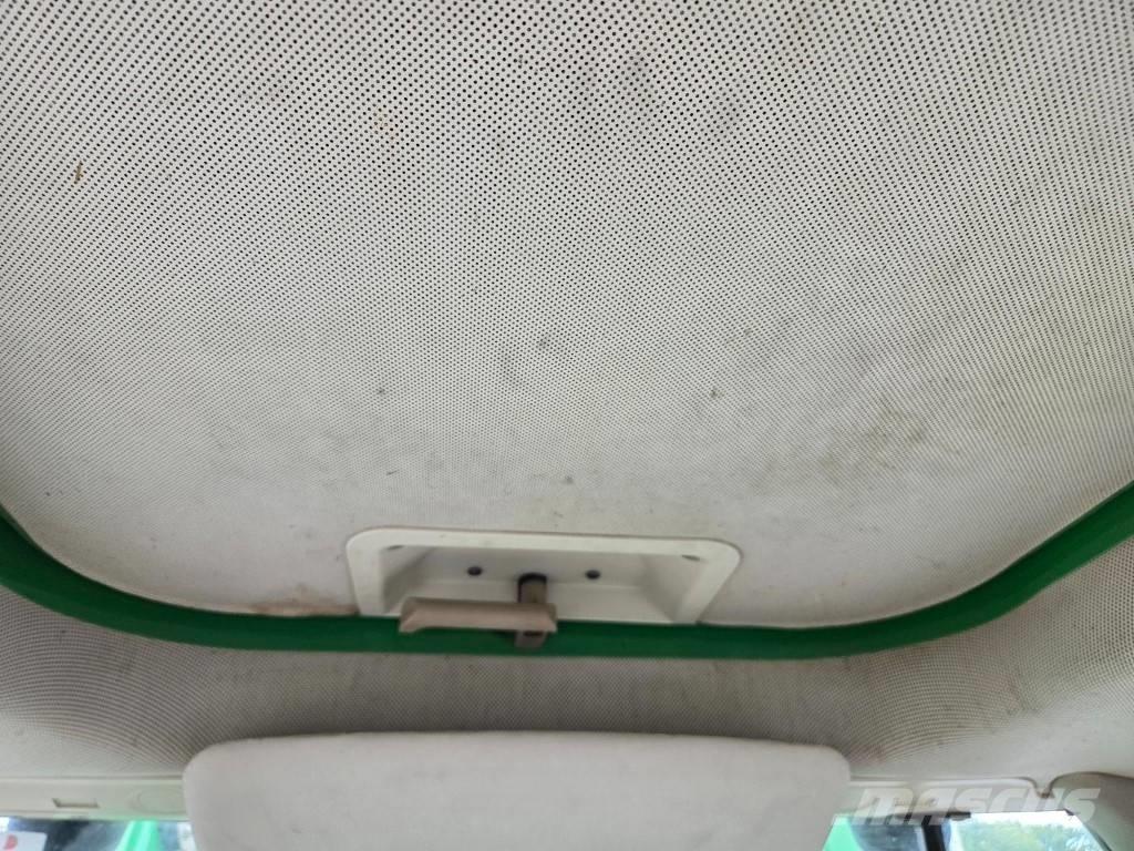 John Deere 6130 曳引機
