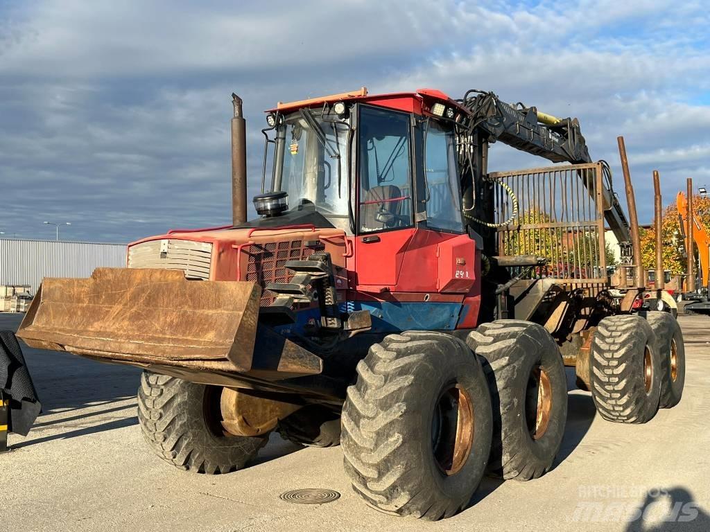 Valmet 890 集運機