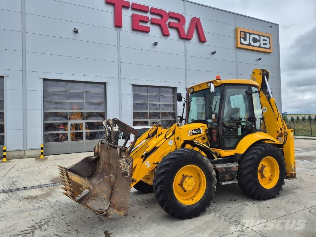 JCB 4CX 反鏟裝載機