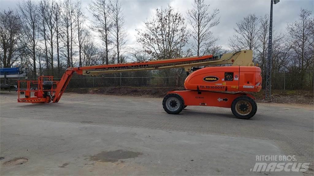 JLG 860SJ 伸縮臂高空作業車