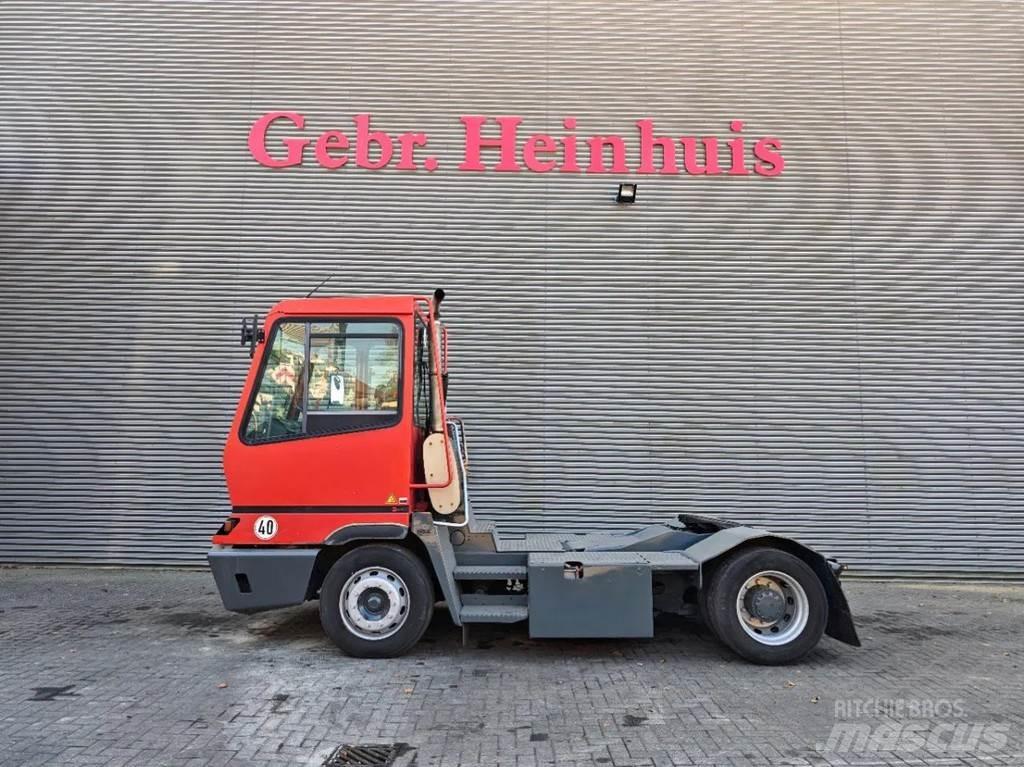 Terberg YT 182 4x2 終端式曳引機