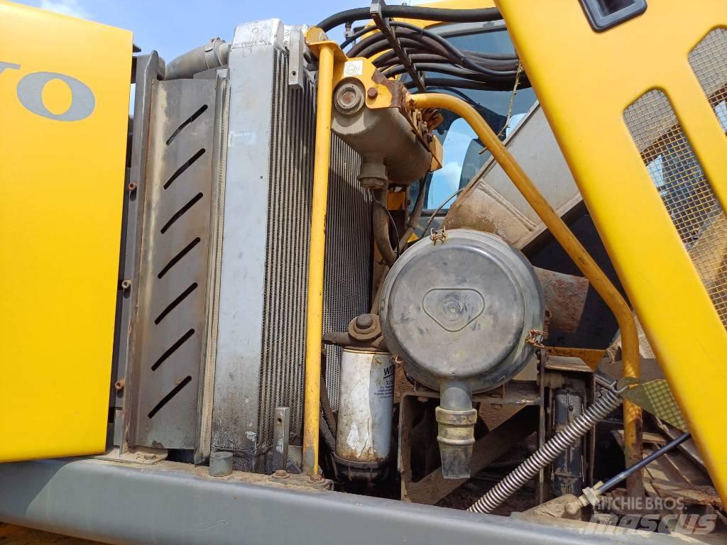 Volvo EW 160 B 旋轉式挖土機/掘鑿機/挖掘機