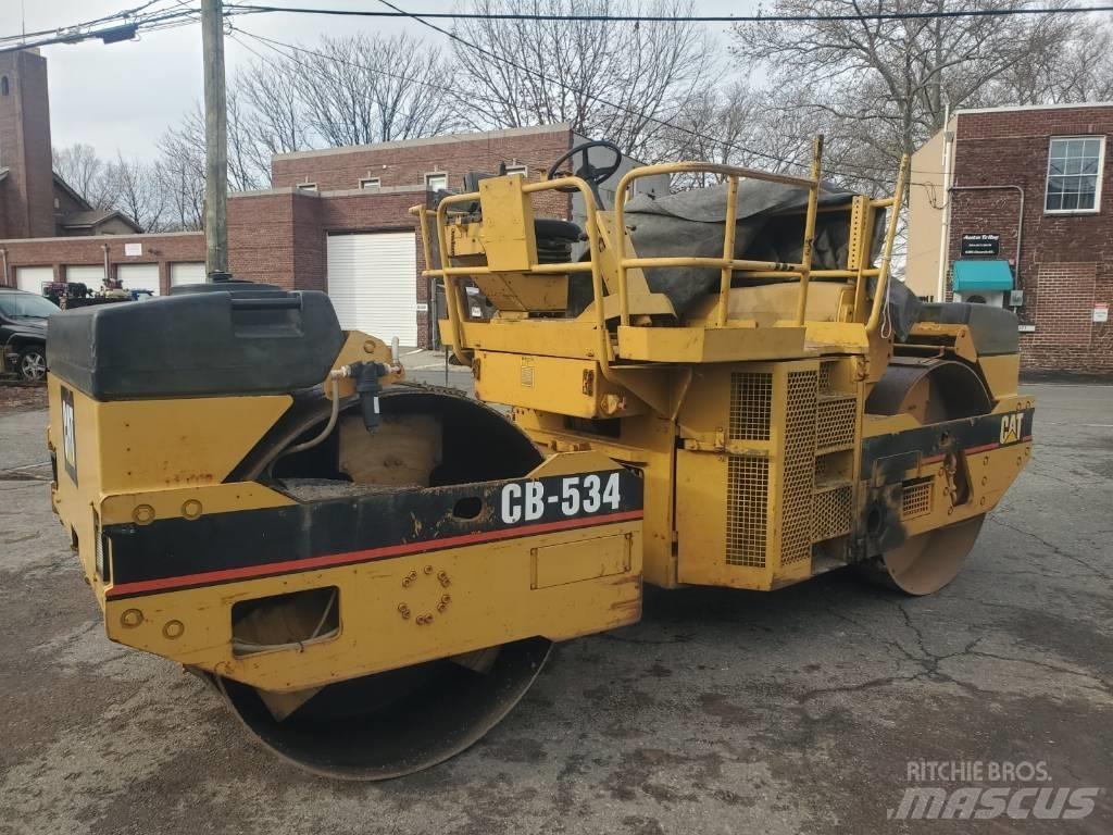CAT CB 534 雙輪滾壓機