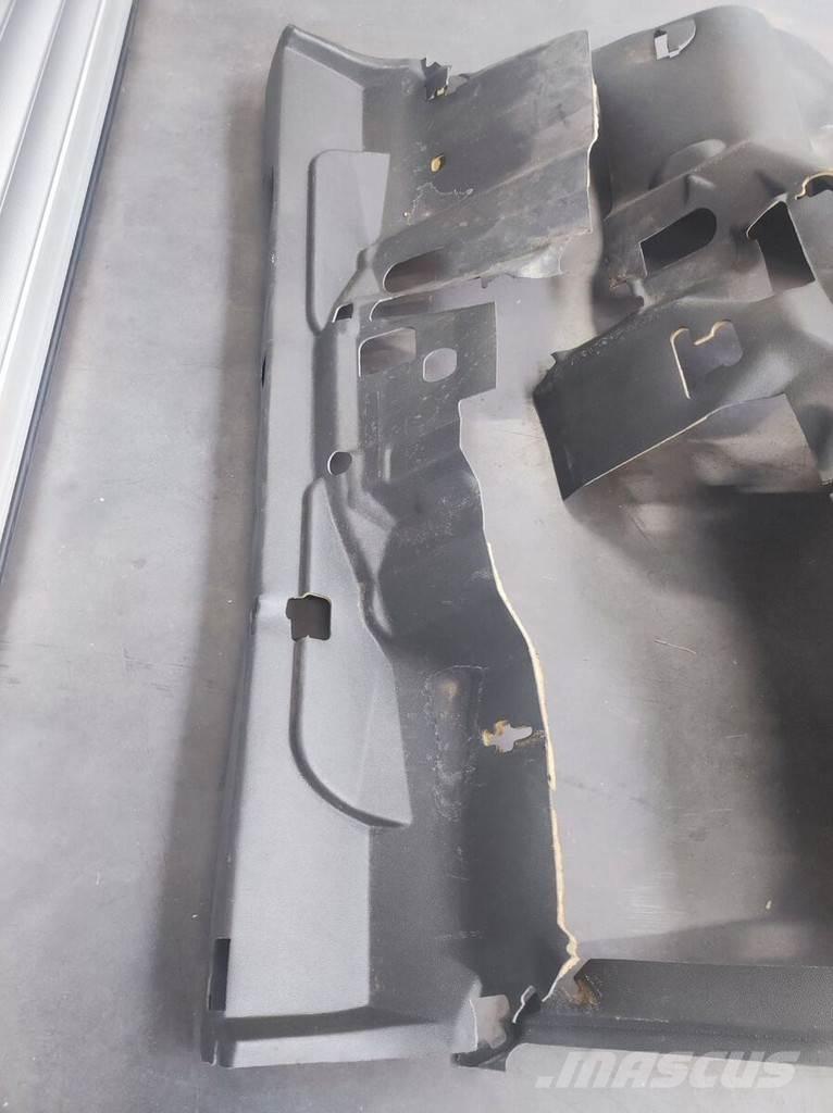Renault Floor Mat 駕駛室與內部