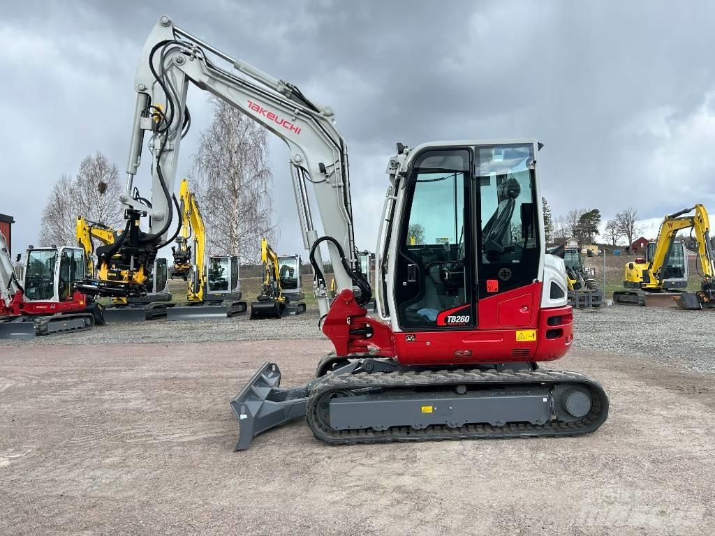 Takeuchi TB260 小型挖土機/掘鑿機<7t(小型挖掘機)