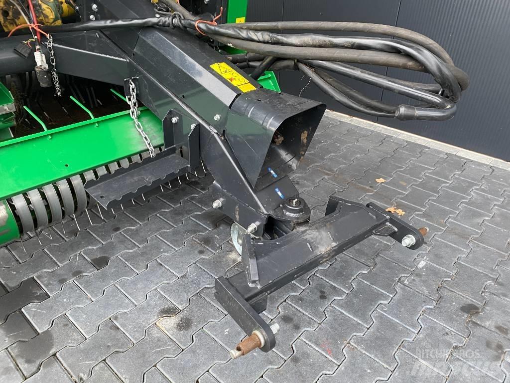 Agronic MidiVario II 圓型牧草打包機