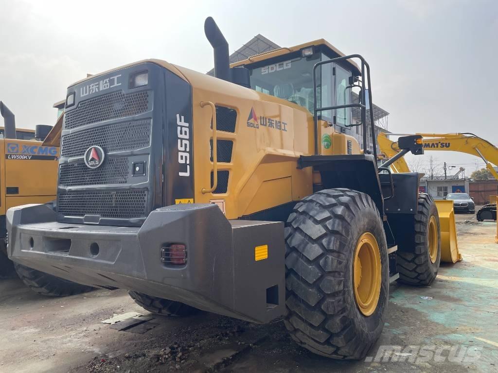 SDLG L 956 F 輪胎式裝載機