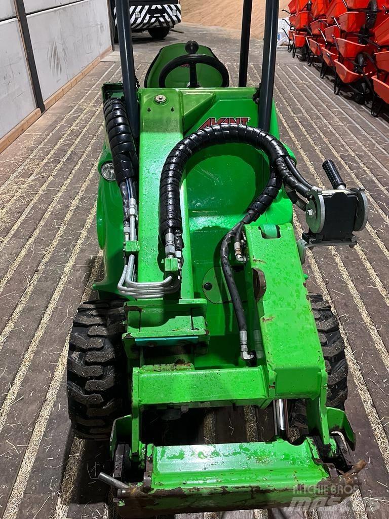 Avant 420 多功能裝載機