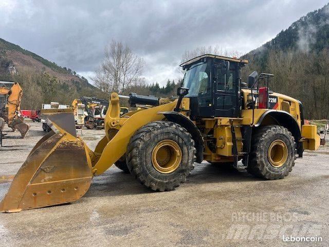 CAT 972 M 輪胎式裝載機