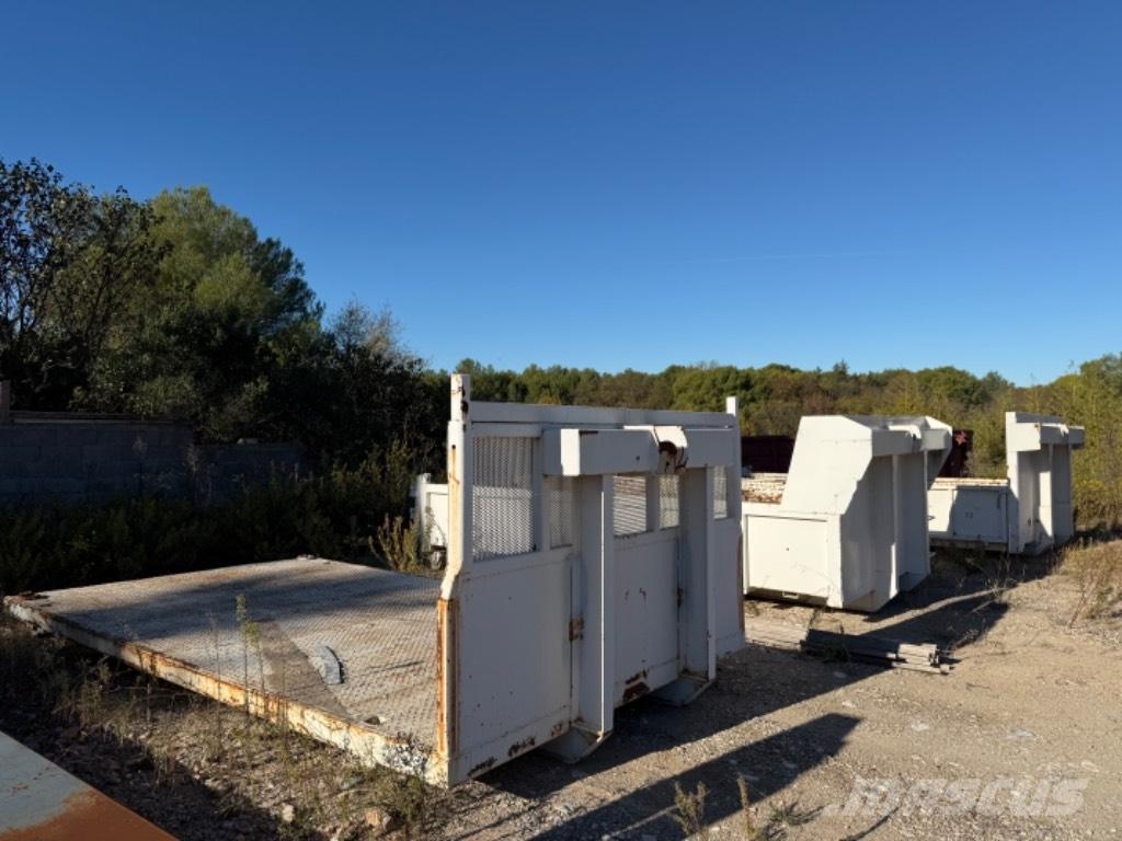 Benne ampiroll 吊鉤式起重車