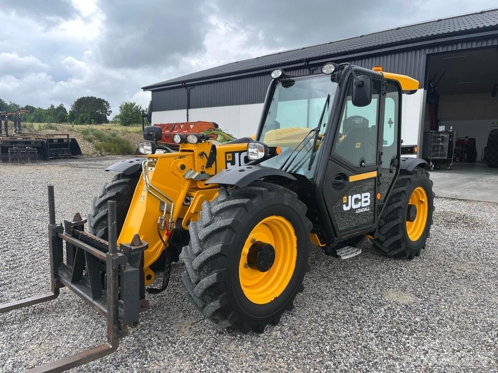 JCB 527-58 Agri Plus 伸縮臂操作車