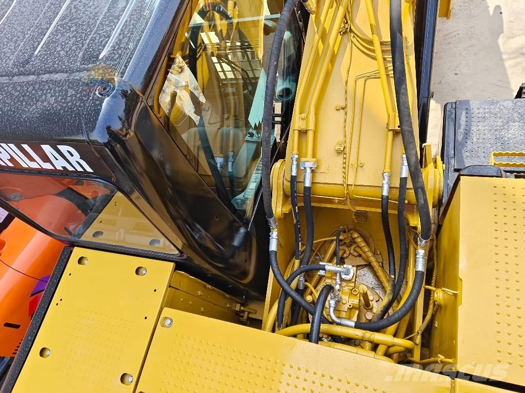 CAT 320 D 履帶式 挖土機/掘鑿機/挖掘機