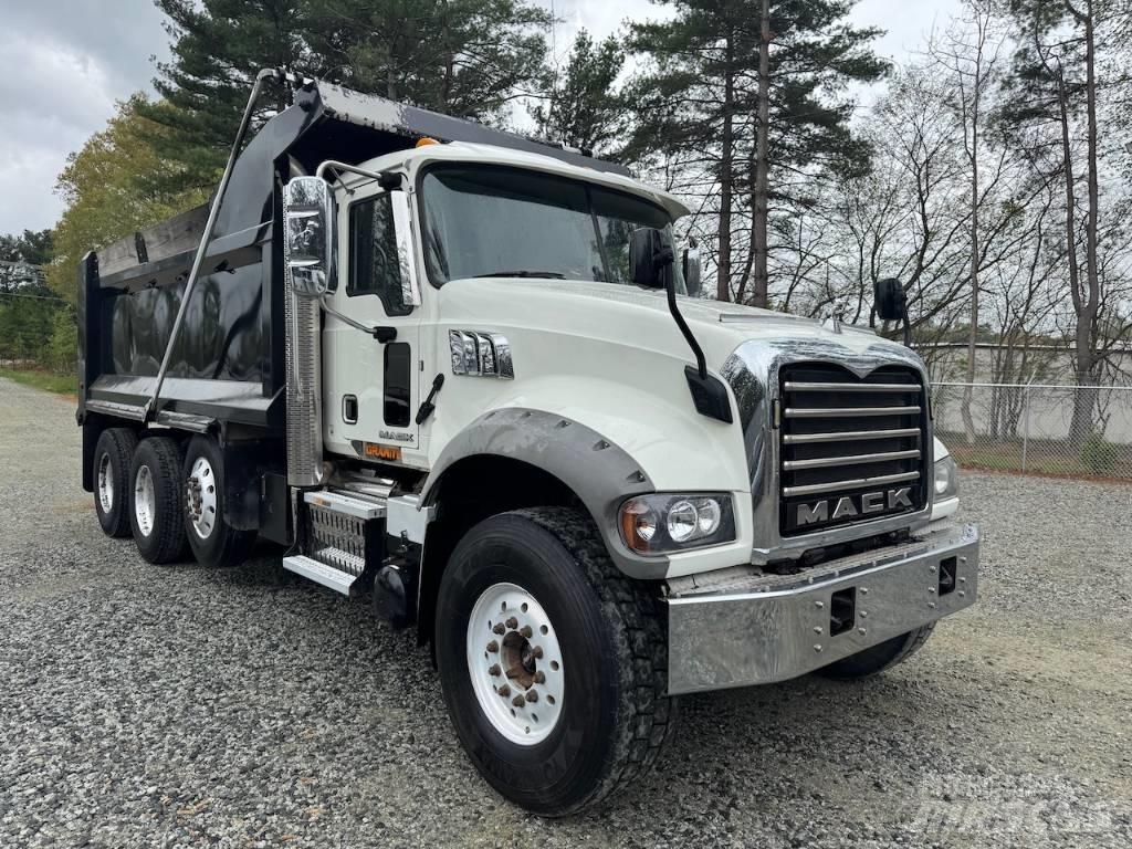 Mack GU433 傾卸式卡車