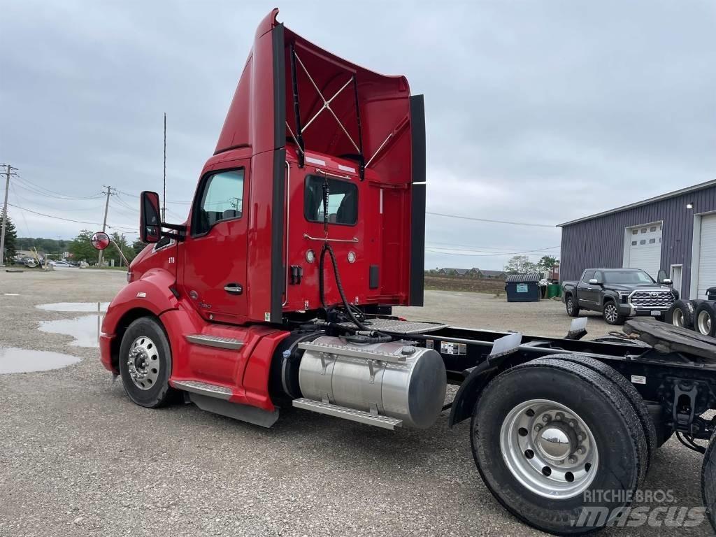 Kenworth T 680 曳引機組件