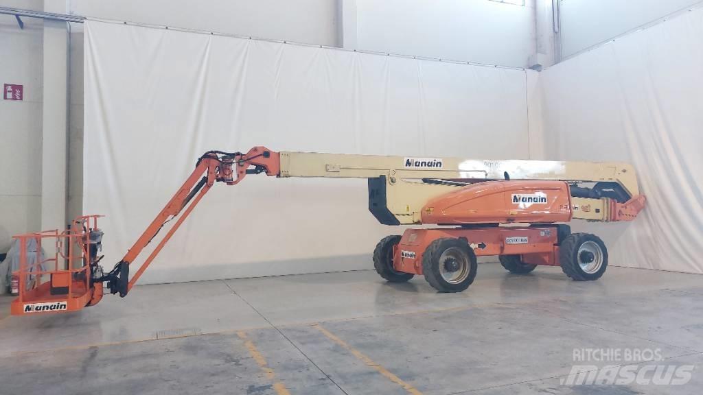 JLG 1250AJP 曲臂高空作業車