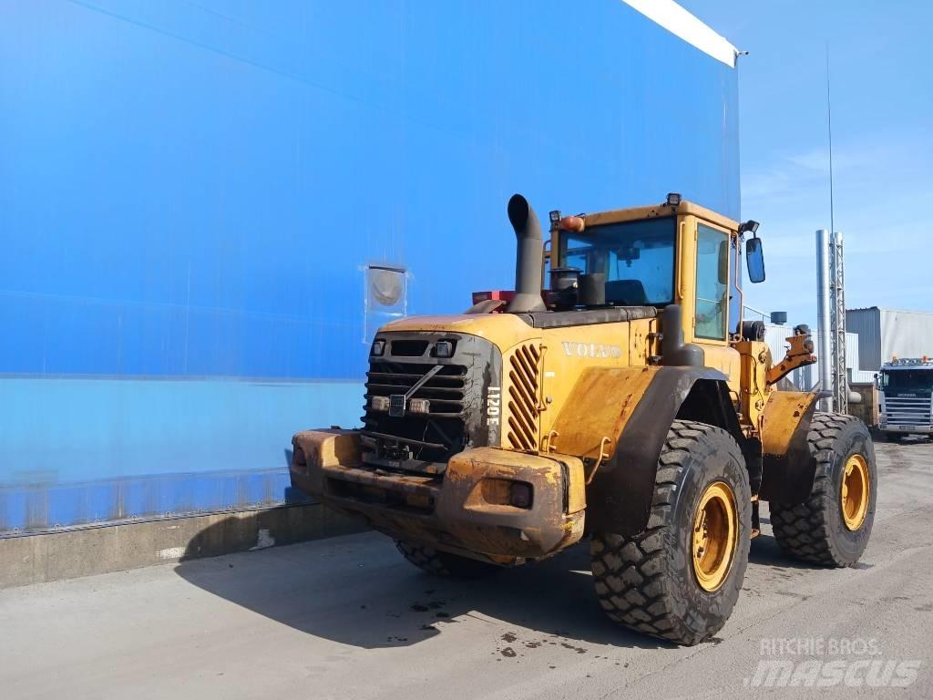 Volvo L 120 E 輪胎式裝載機