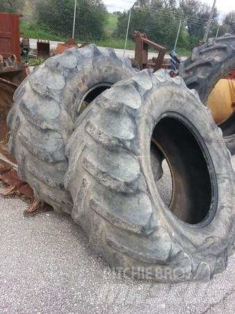  Pneus 540/65R28 輪胎、車輪和輪圈