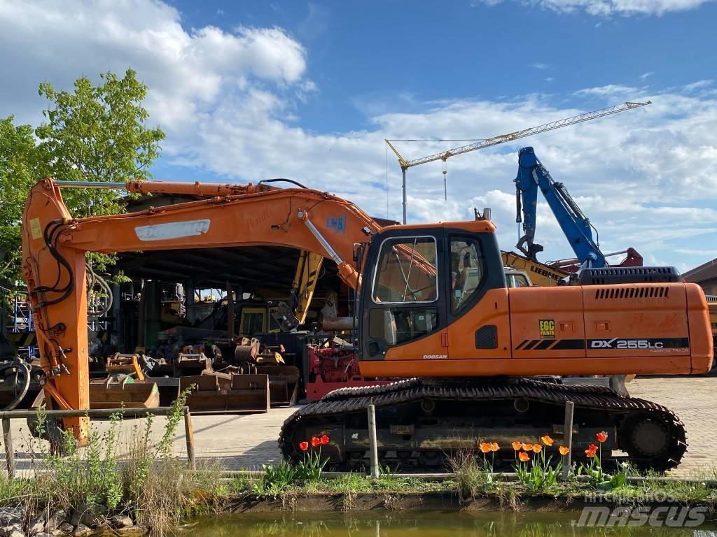 Doosan DX 255 NLC 履帶式 挖土機/掘鑿機/挖掘機