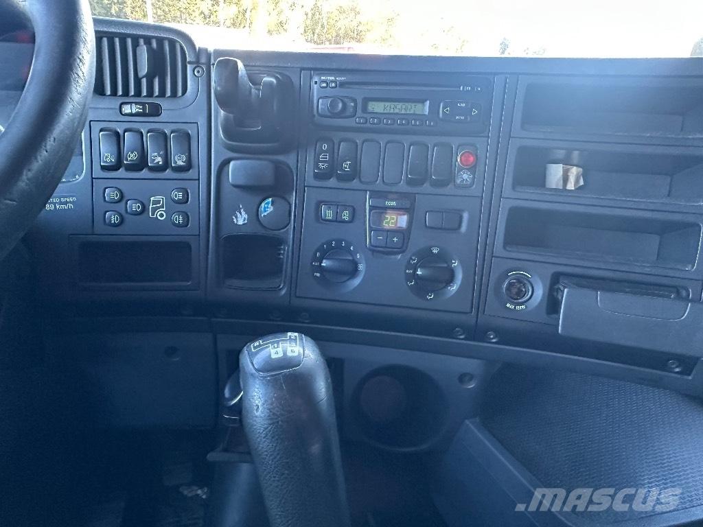 Scania R 420 6x2*4 貨箱式卡車