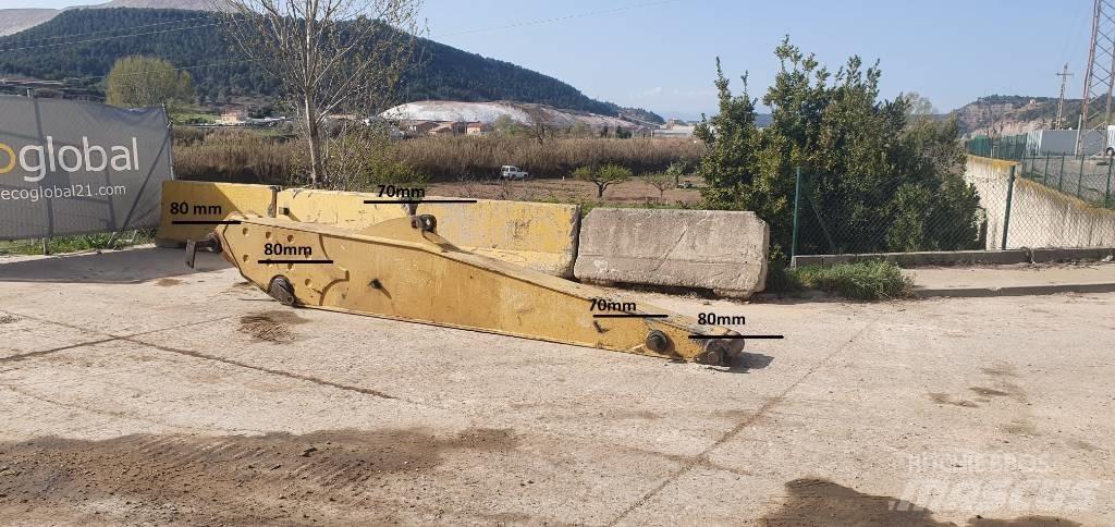 CAT 325 軸