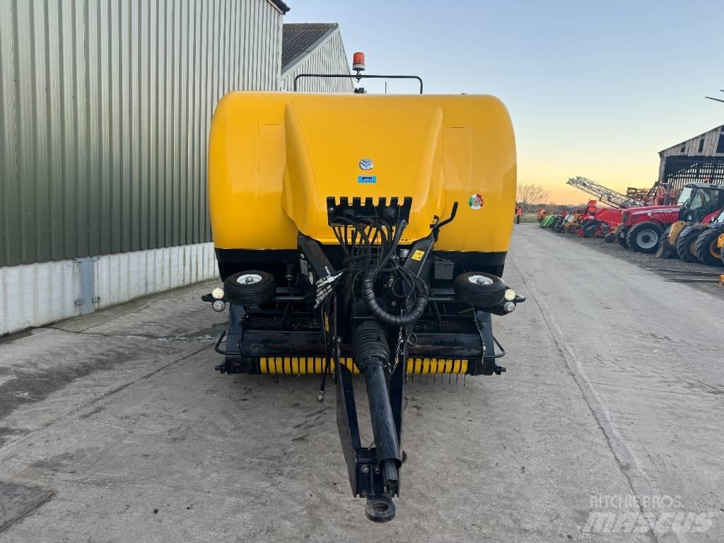 New Holland BB 9060 方形打捆機