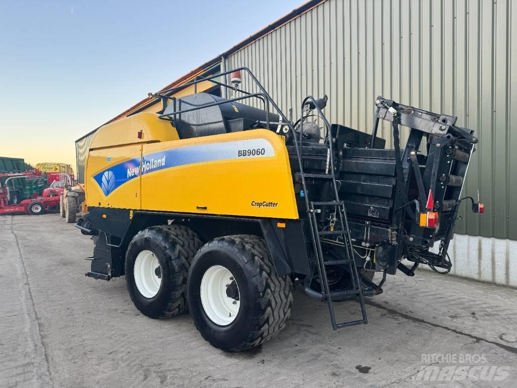New Holland BB 9060 方形打捆機