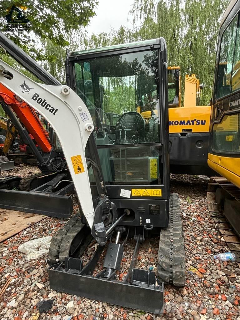  Bobcta E20 小型挖土機/掘鑿機<7t(小型挖掘機)