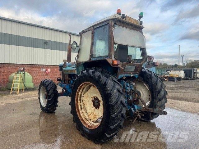 Ford 8210 曳引機
