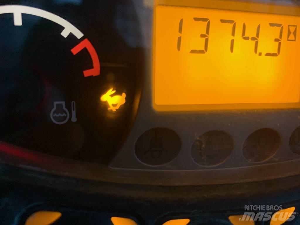 Bobcat S 650 HF 滑移轉向裝載機
