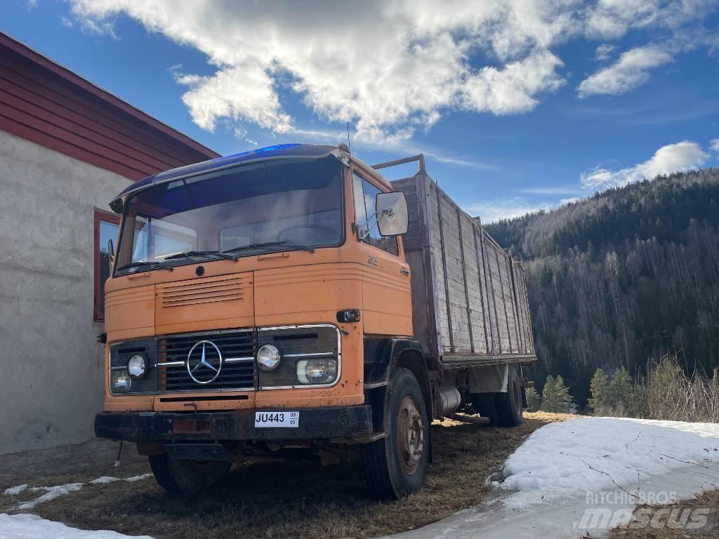 Mercedes-Benz LP1313 動物運輸貨卡車